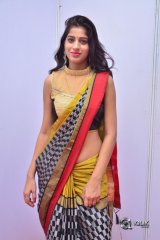 Model Nazia Khan Latest Photo Gallery